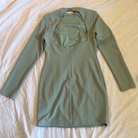 Lulus Size L MOCK NECK CUTOUT BODYCON DRESS - Picture 3 of 7